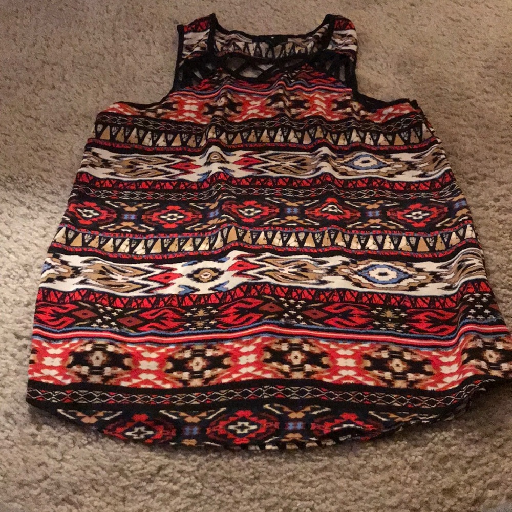 Tank top size small